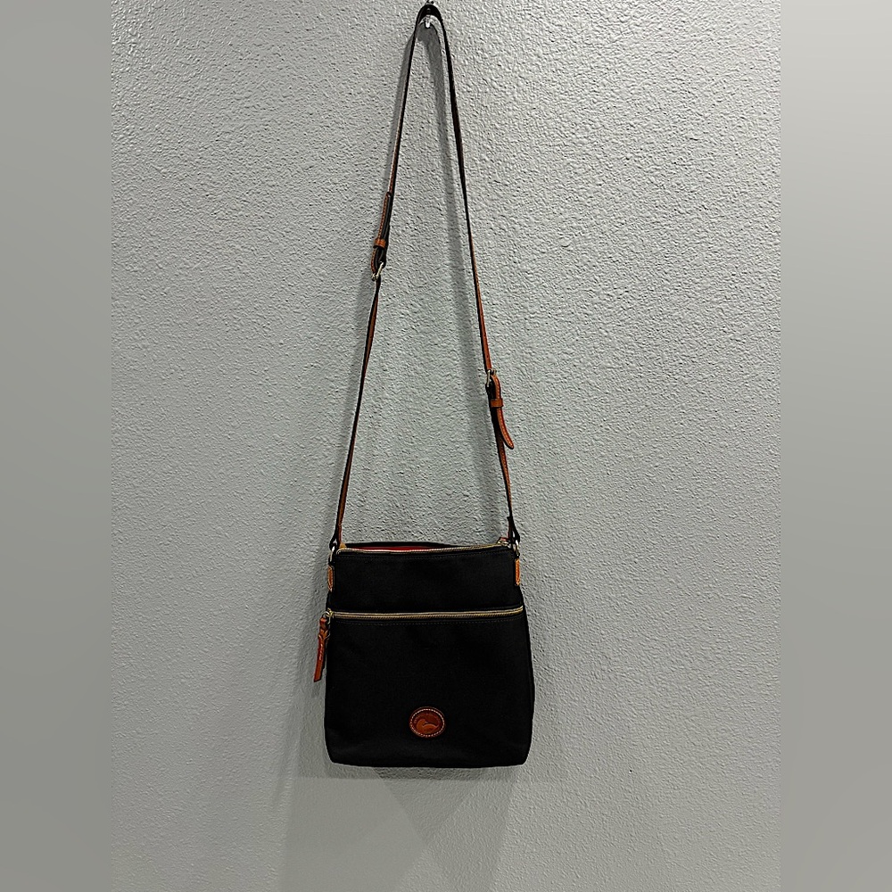 DOONEY & BOURKE - Black Nylon Convertible Crossbody with Brown Leather Trim EUC!